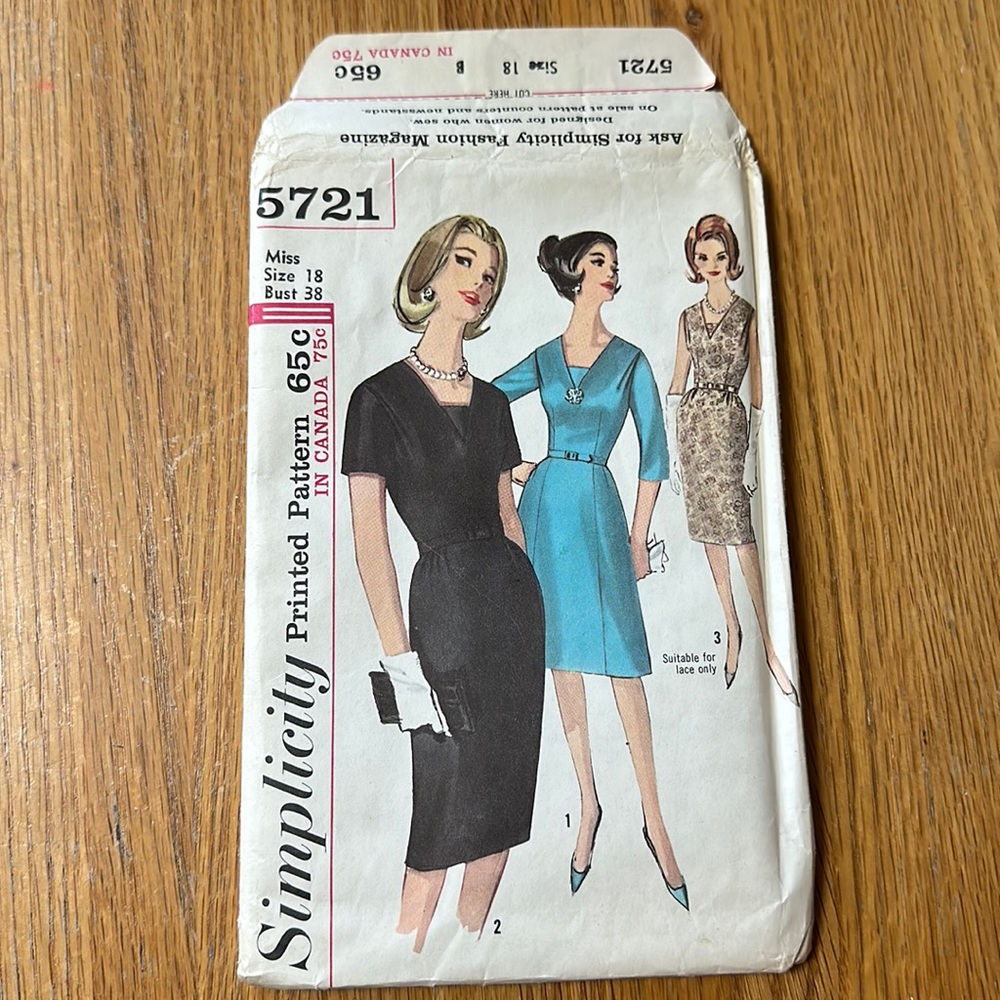 Vintage 60s uncut sewing pattern Simplicity 5721 dress